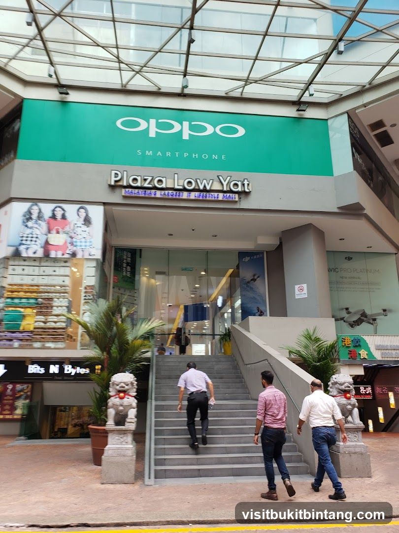 OPPO Store at Plaza Low Yat