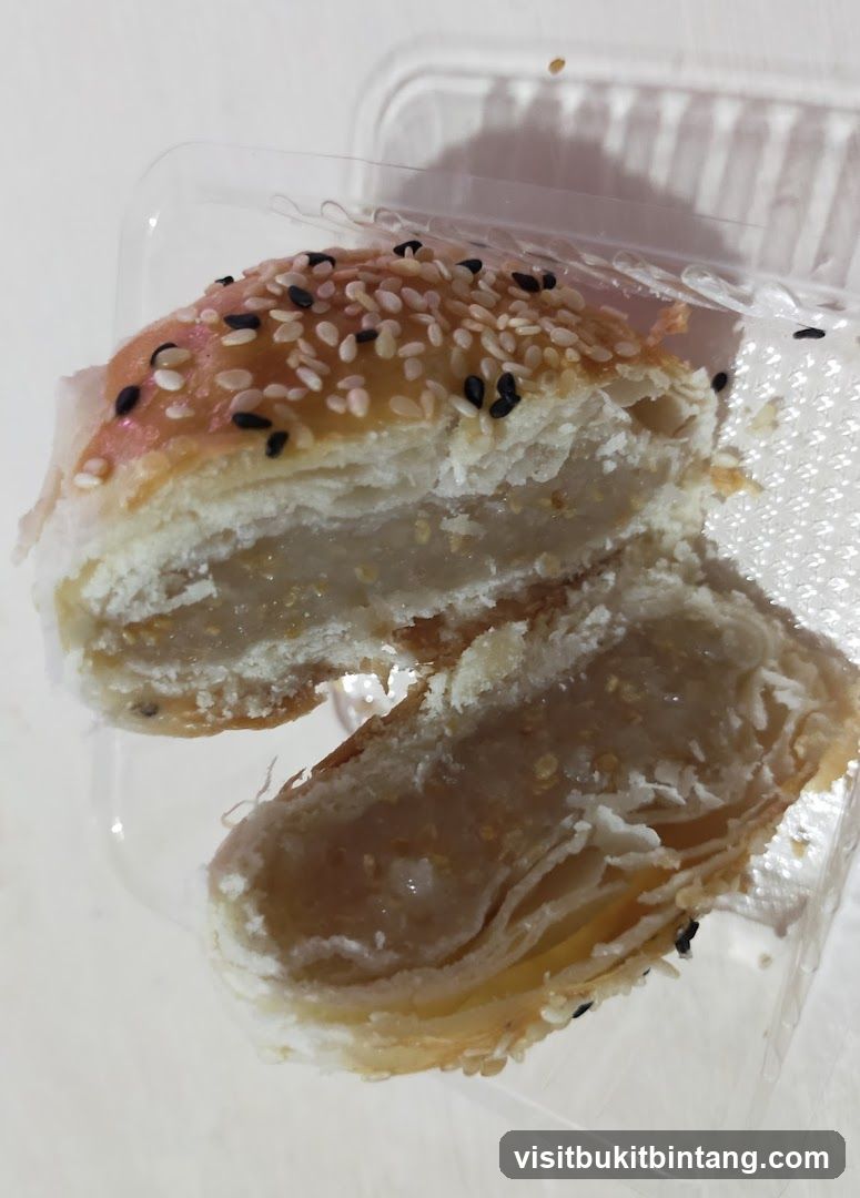 Pastry with Sesame Seeds