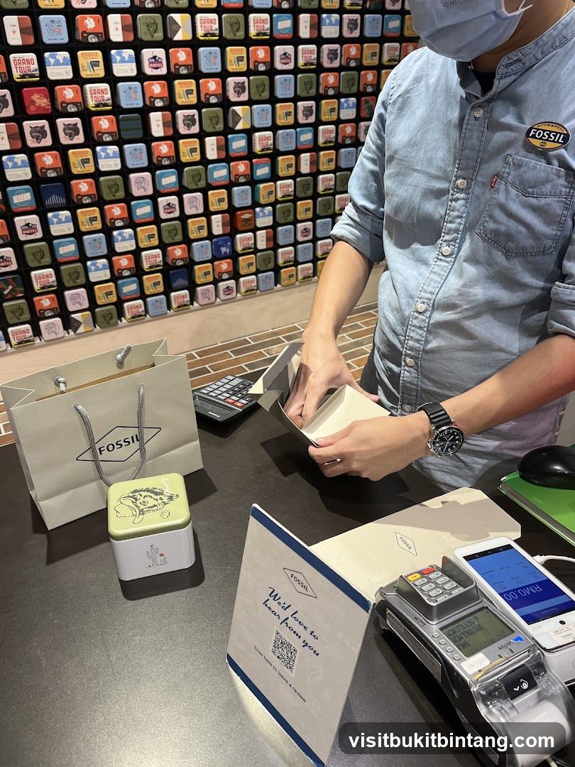 Fossil Store Counter