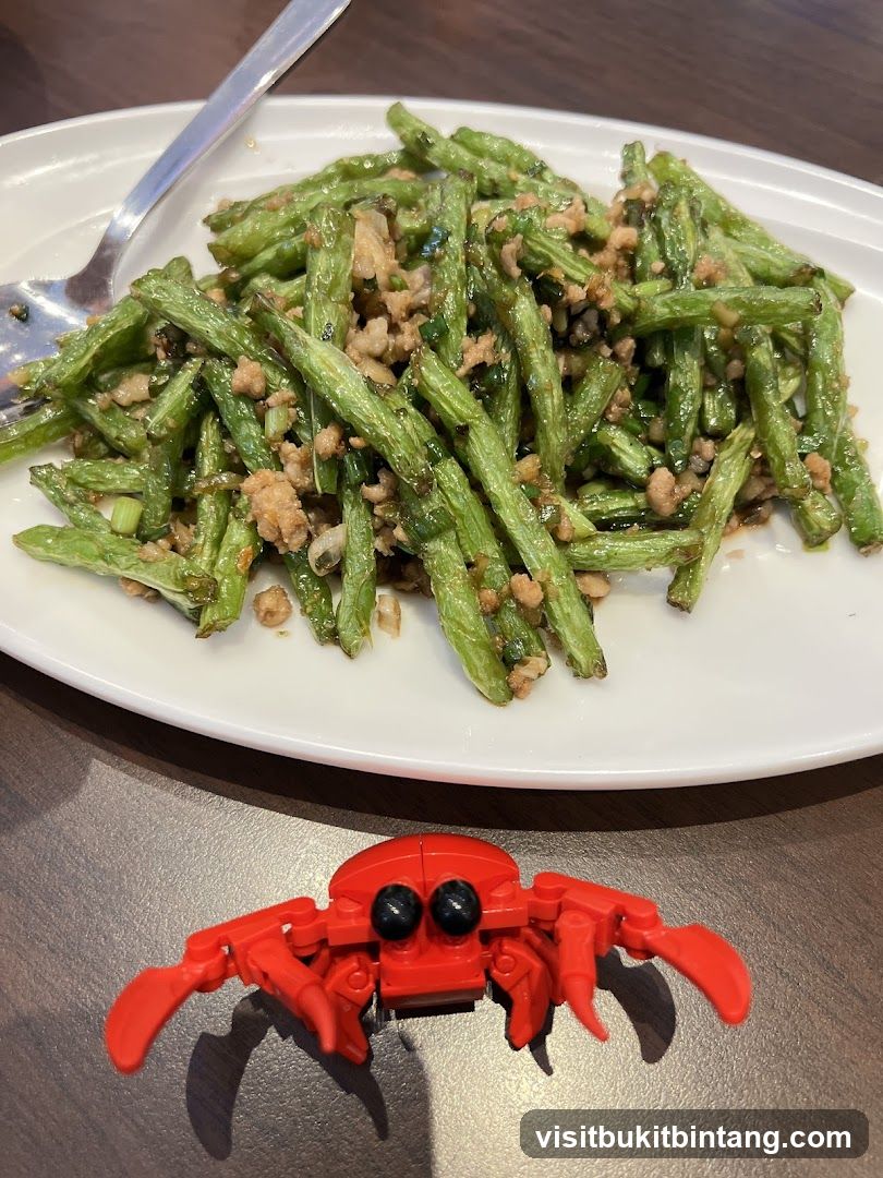 Stir-fried Green Beans with Minced Meat