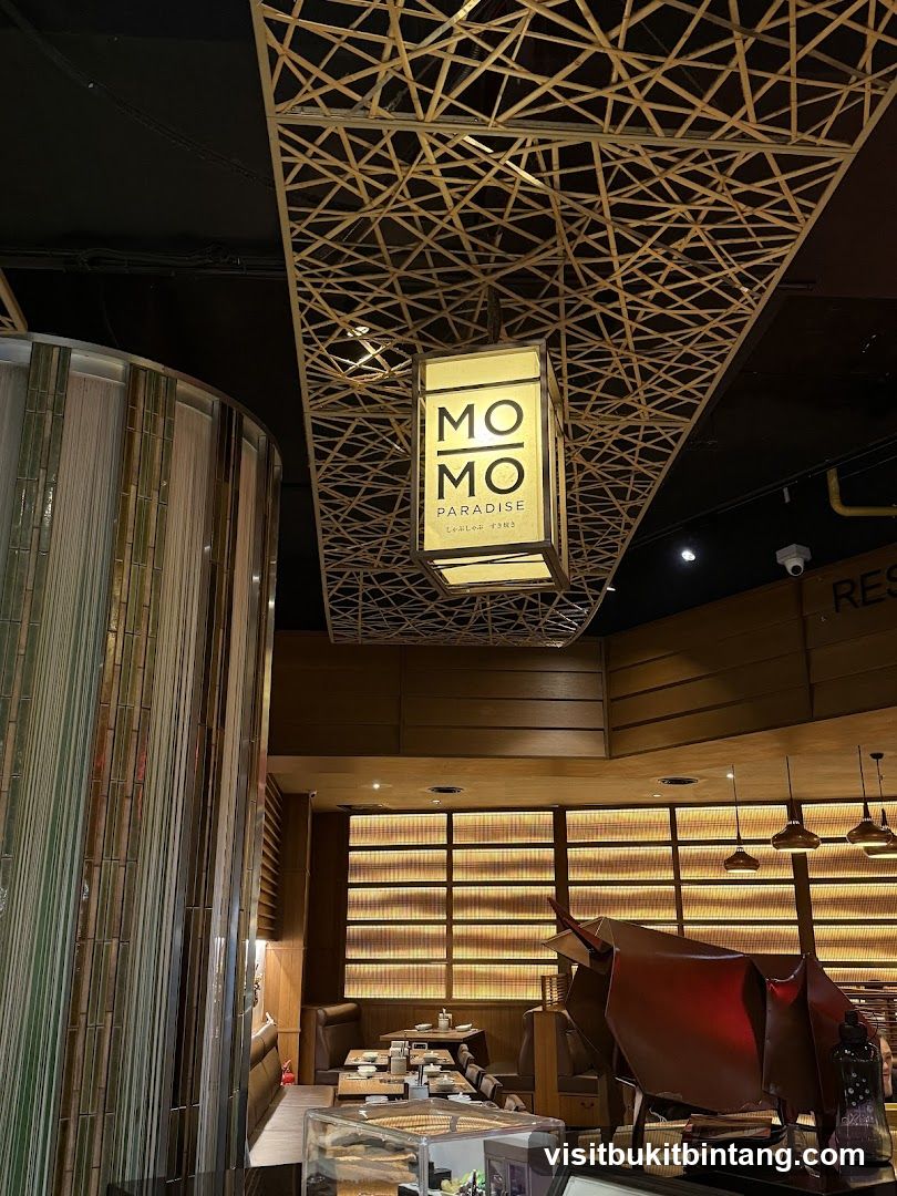 MOMO Paradise Interior