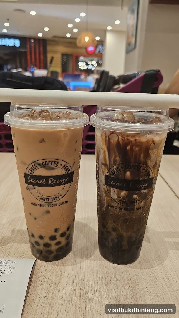 Two beverages at Secret Recipe