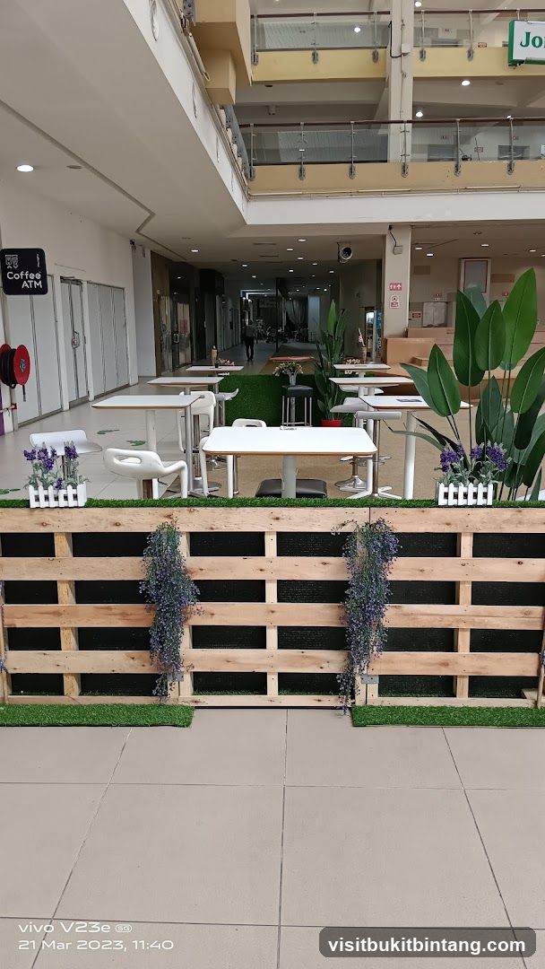 Outdoor Seating Area