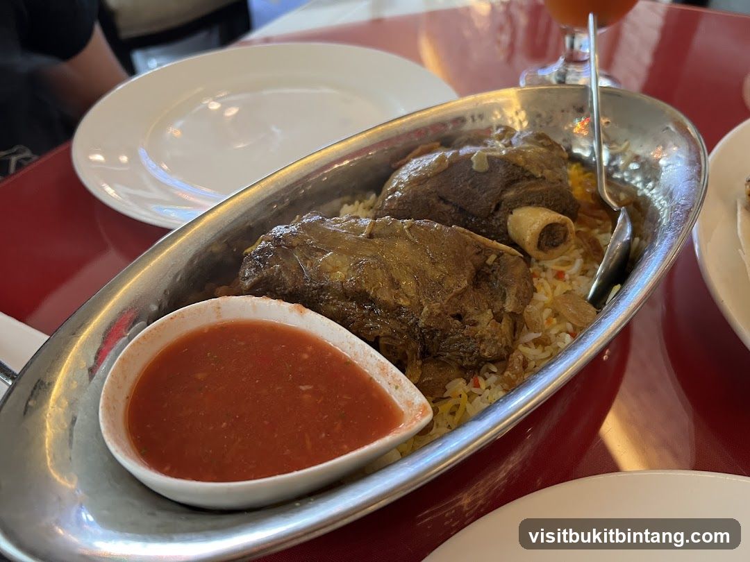 Lamb and Rice Dish with Sauce