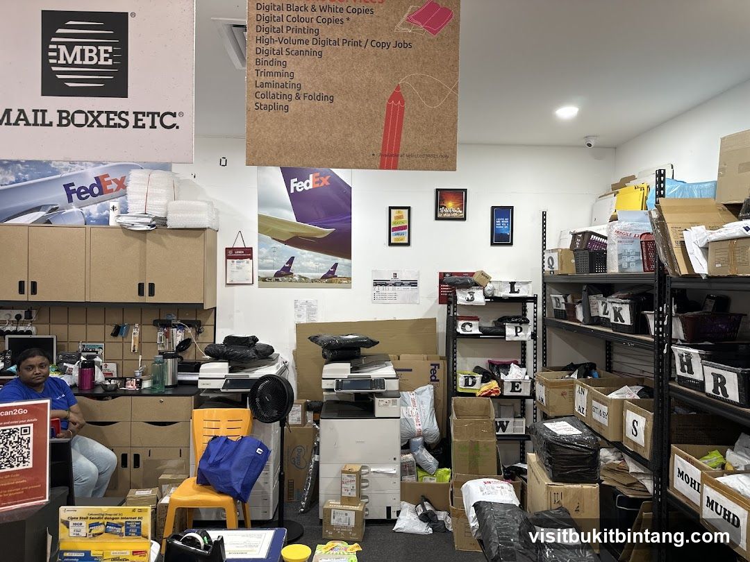 MBE Mail Boxes Etc. Store Interior