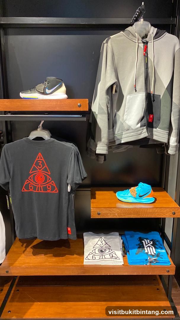 Nike Store Interior Display