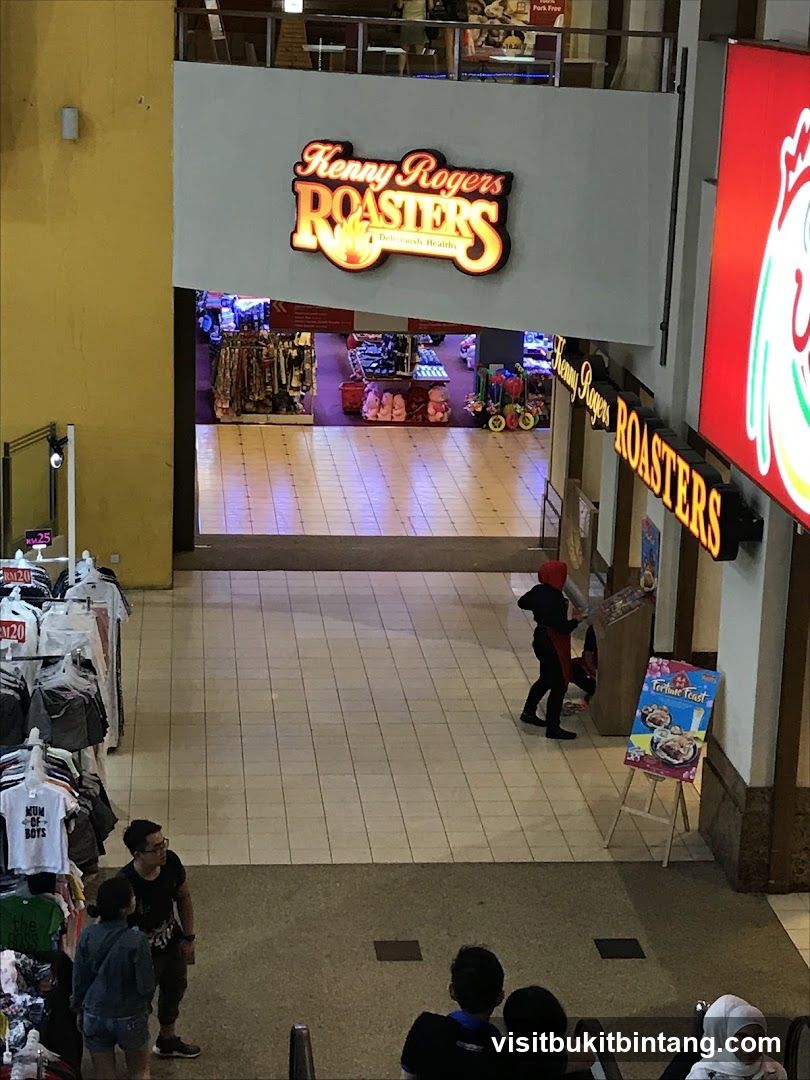 Kenny Rogers Roasters Interior View