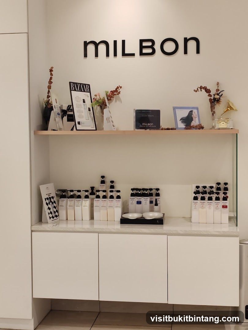 Milbon Product Display