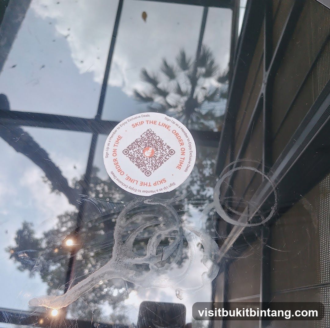 QR Code Sticker