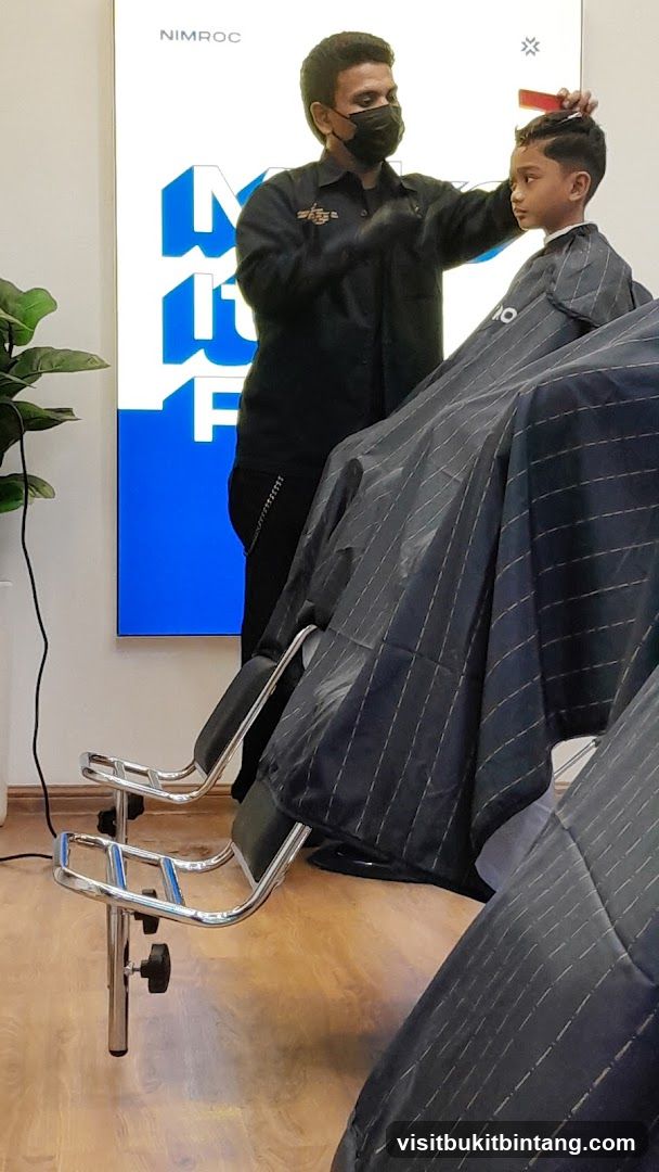 Barber giving a haircut