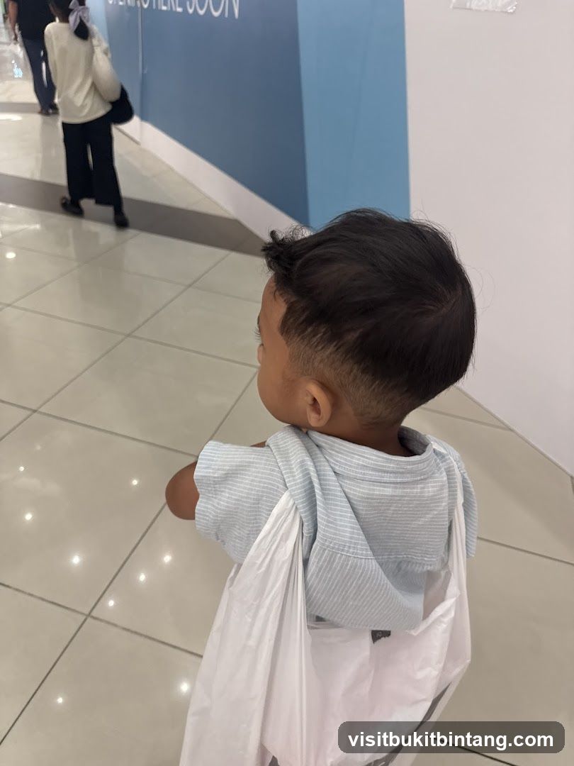 Child in a mall