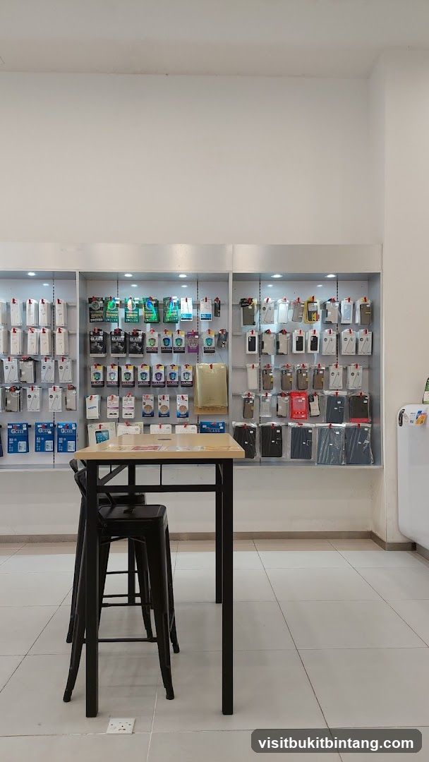 Mobile Phone Accessories Display