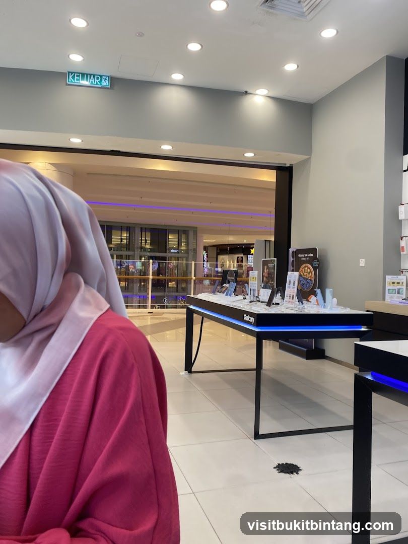 Electronics Store Display