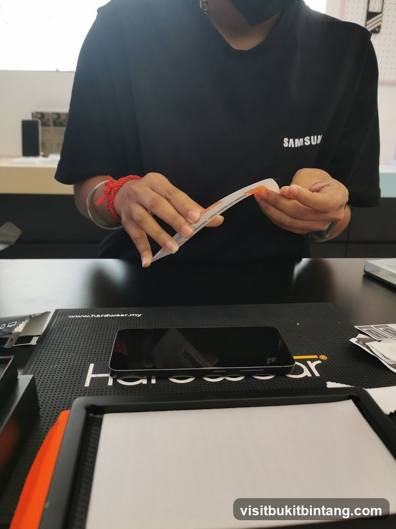 Applying a screen protector