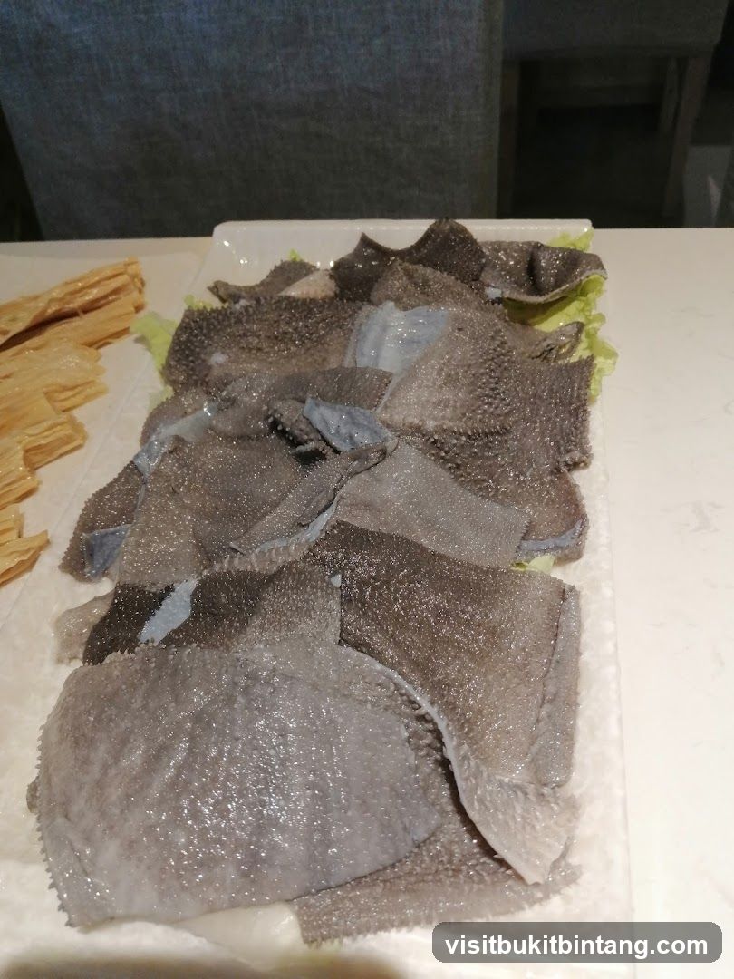 Raw Beef Tripe Slices