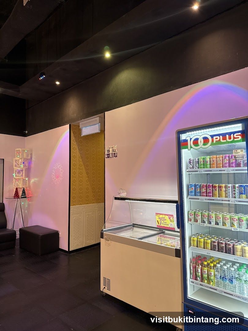 Beverage Refrigerator and Ice Cream Display