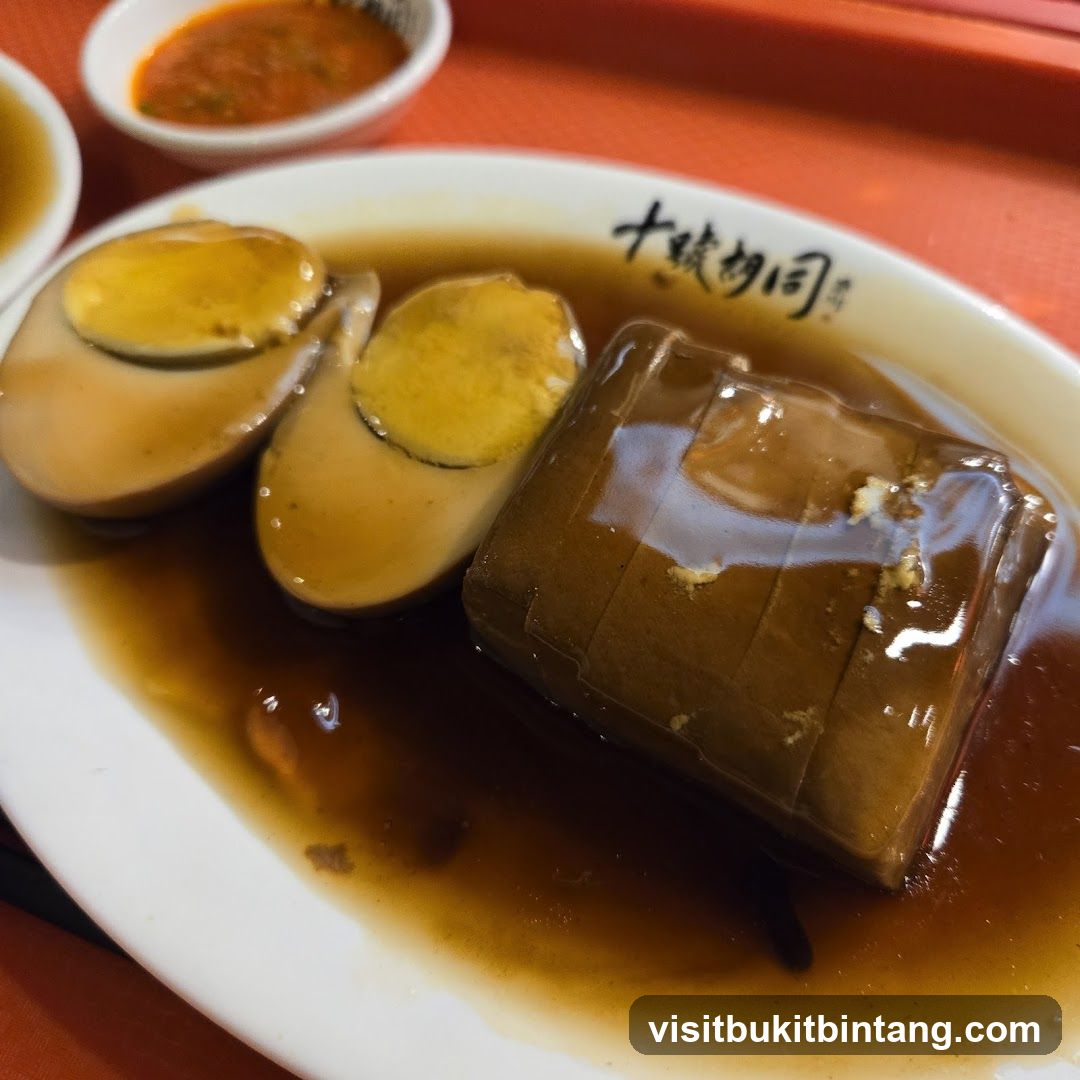 Braised Eggs and Tofu with Sauce