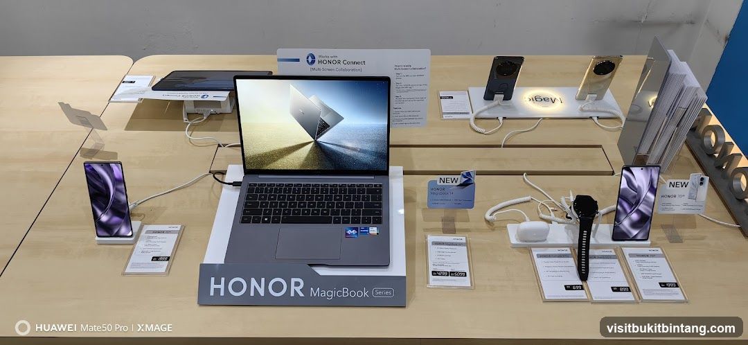 Honor Product Display Table