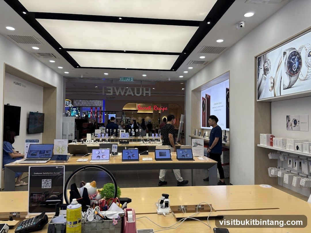 Huawei Store Interior