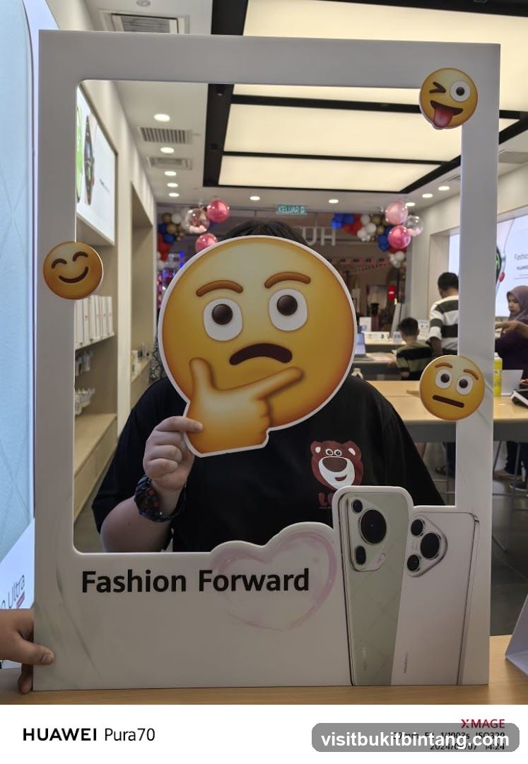 Photo Booth with Emojis and Phones