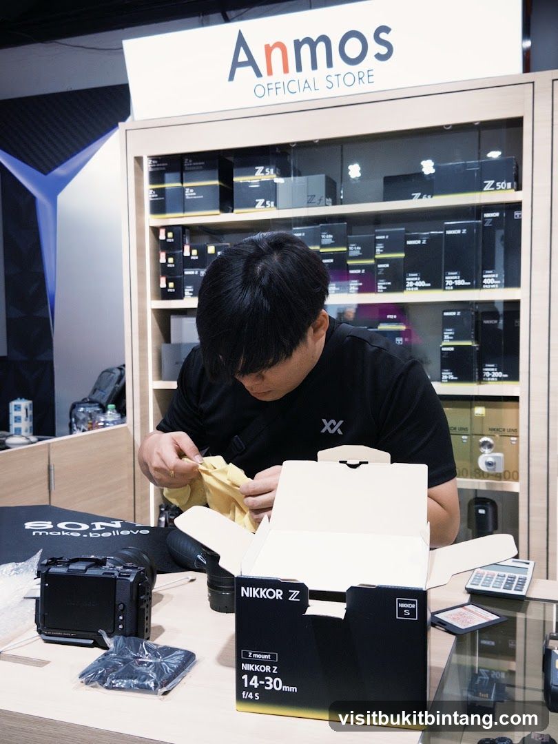 Anmos Official Store Interior