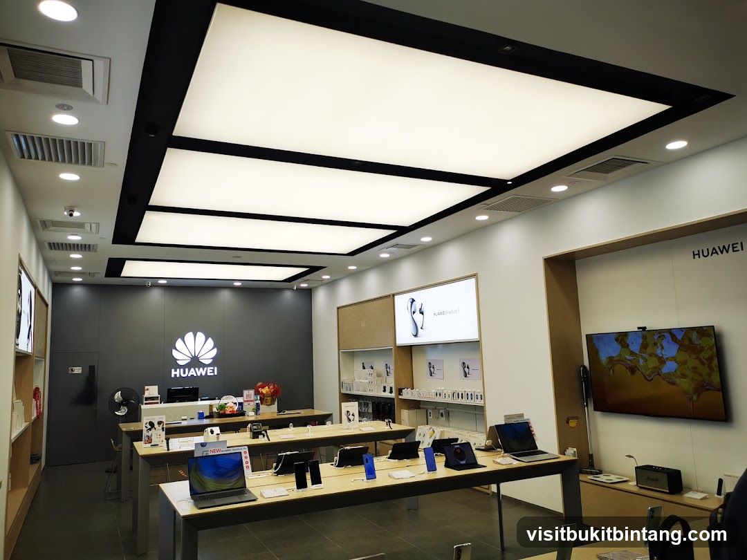 Huawei Store Interior