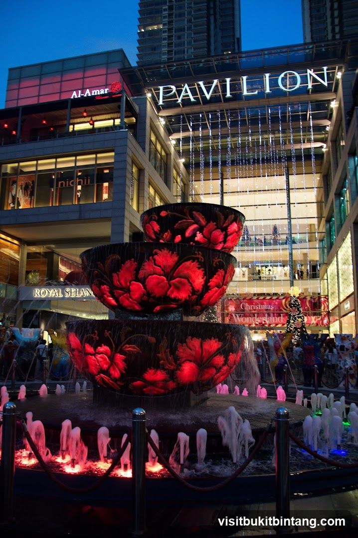 Pavilion Fountain Display