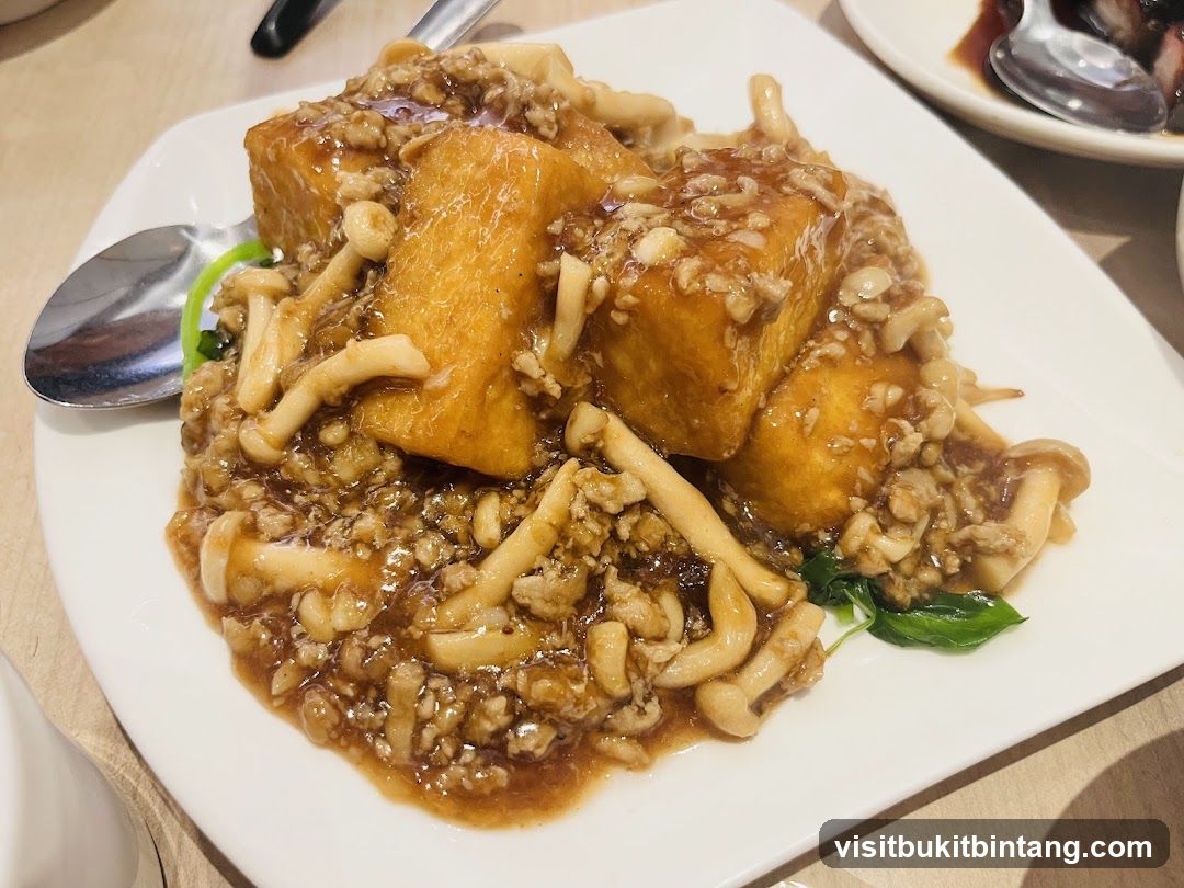 Tofu with Mushrooms and Minced Meat