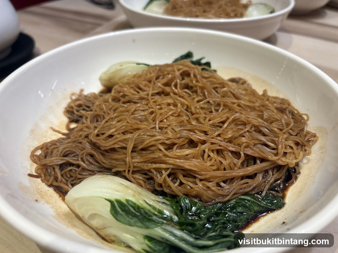 Noodles with Bok Choy