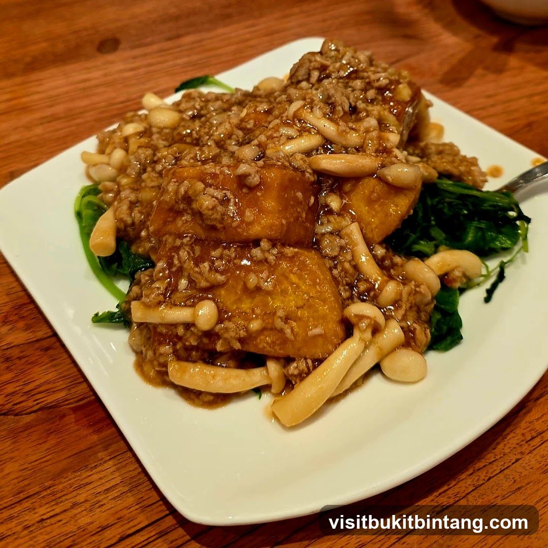 Tofu with Minced Meat and Mushrooms