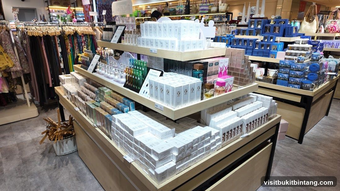Cosmetics and Souvenir Shop Display