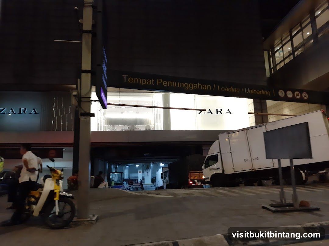 Loading Dock with Zara Storefront