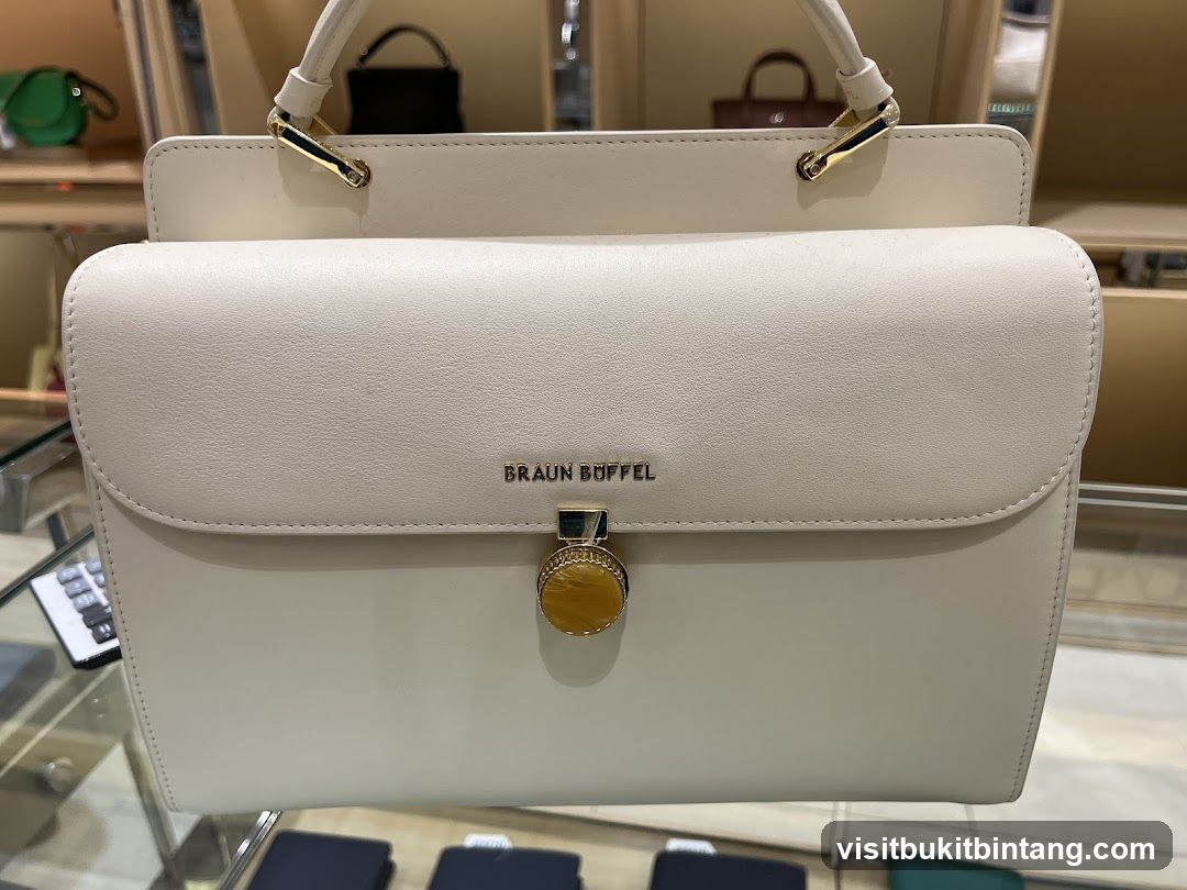 Braun Büffel @ Setia City Mall