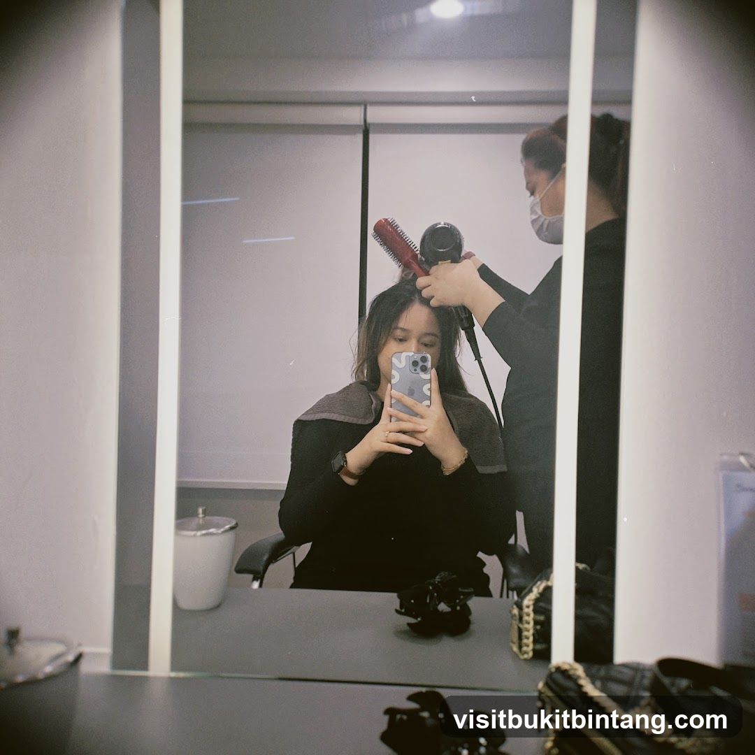 Hair Salon Selfie