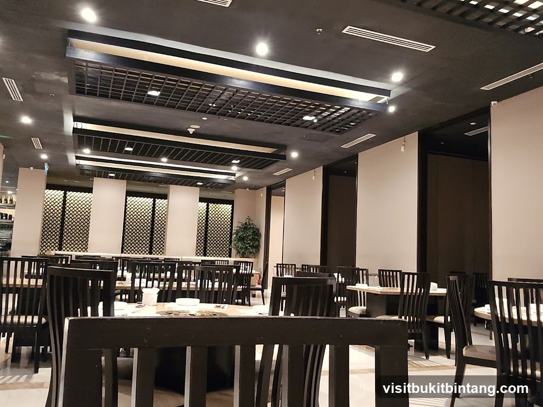 Restaurant Dining Area