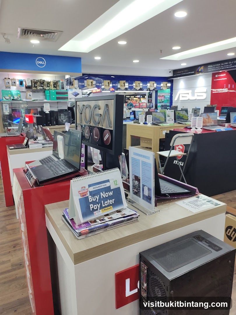 Computer Store Display