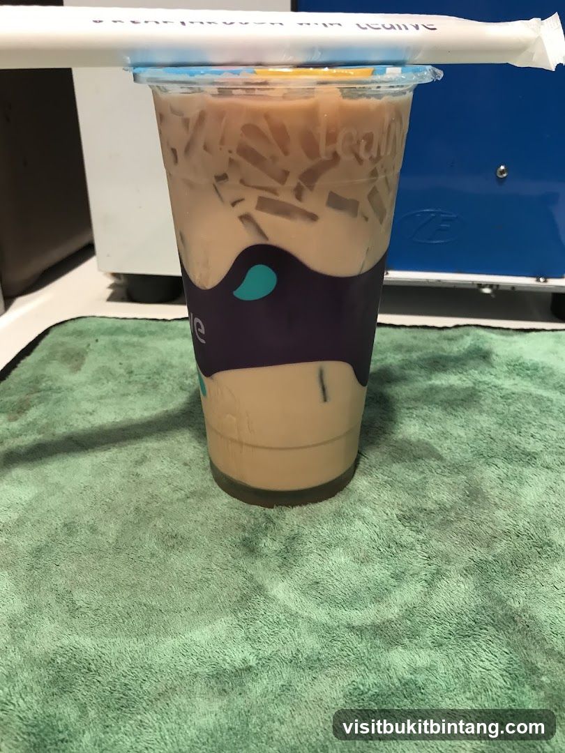 Iced Milk Tea with Jelly