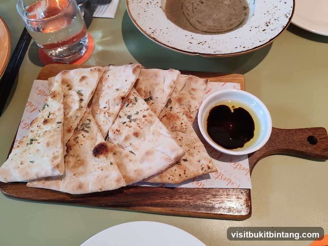 Flatbread with Dip