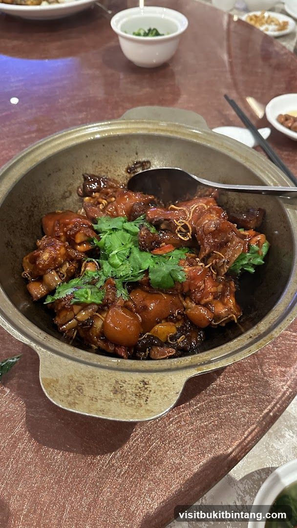 Braised Pork Trotters
