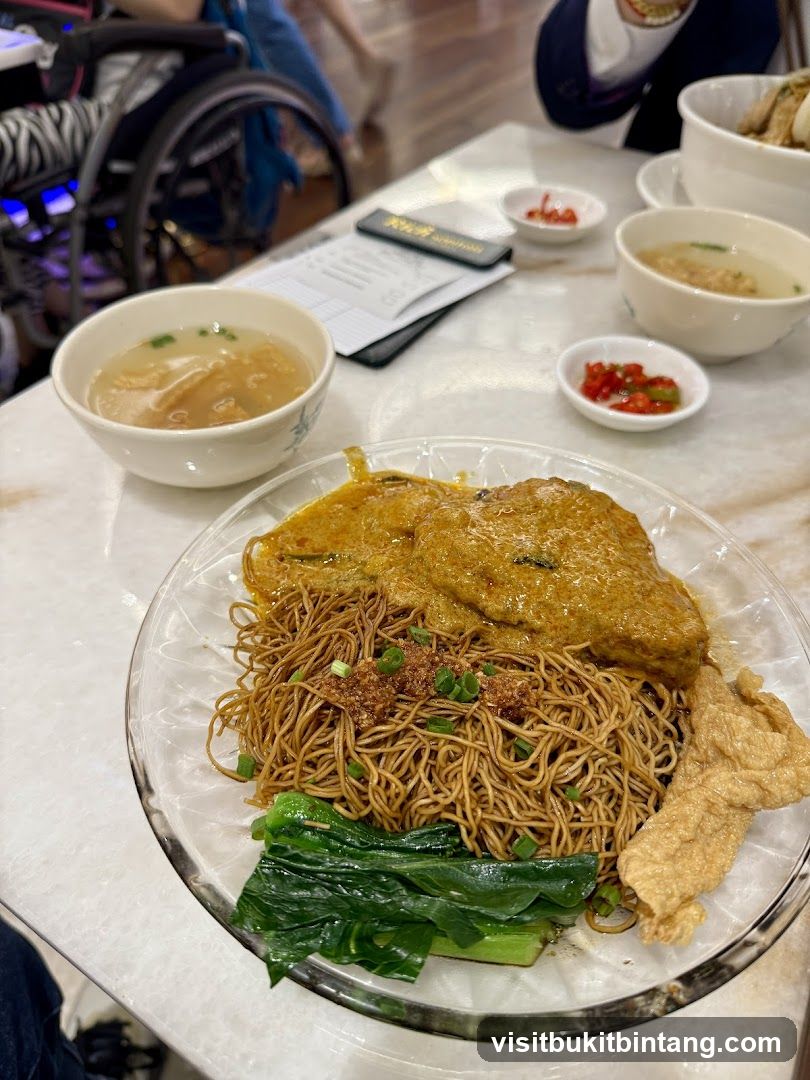 Noodles with Curry and Side Dishes