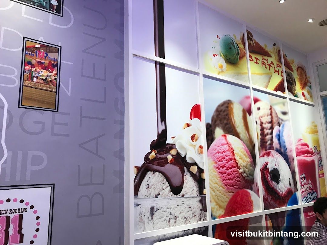 Ice Cream Shop Interior Decor