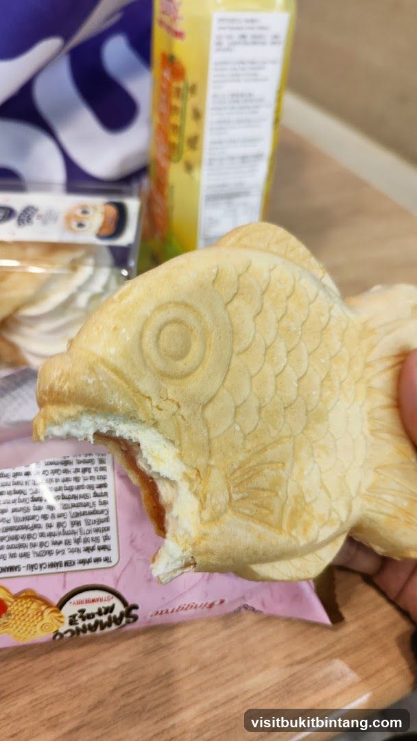 Fish-shaped Pastry
