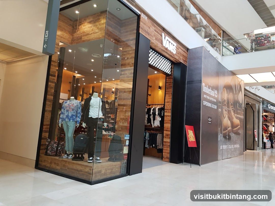 VANS PAVILION SHOPPING CENTRE