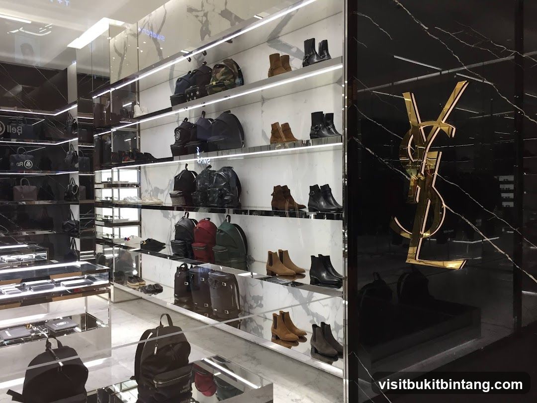 Luxury Store Interior Display