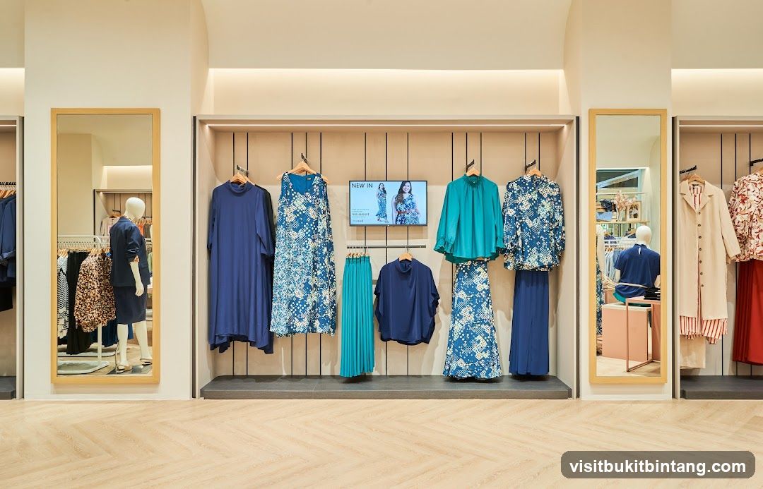 Clothing store display