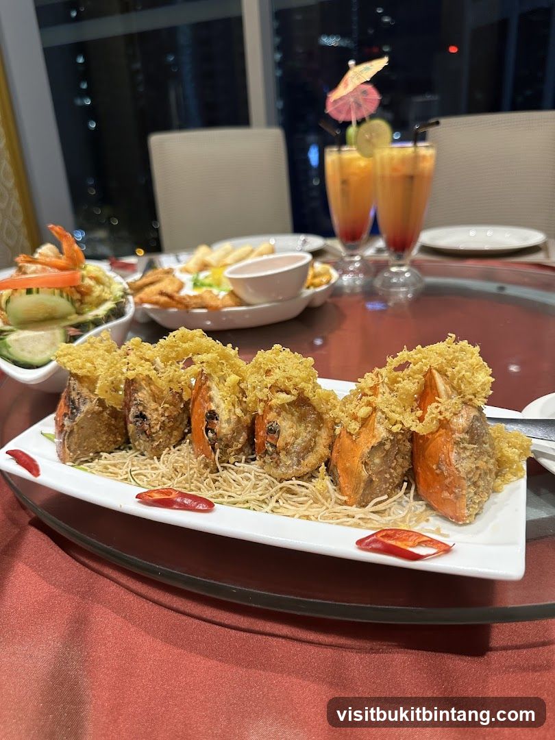 Fried Prawns with Crispy Noodles
