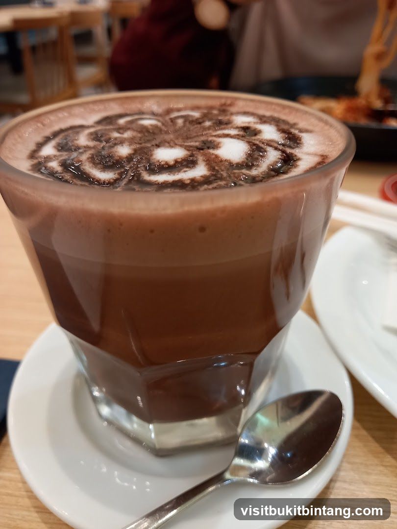 Hot Chocolate with Latte Art