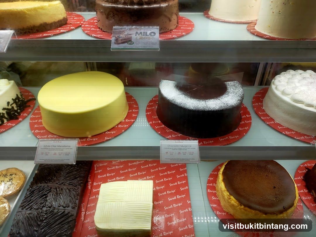 Cakes and Pastries Display