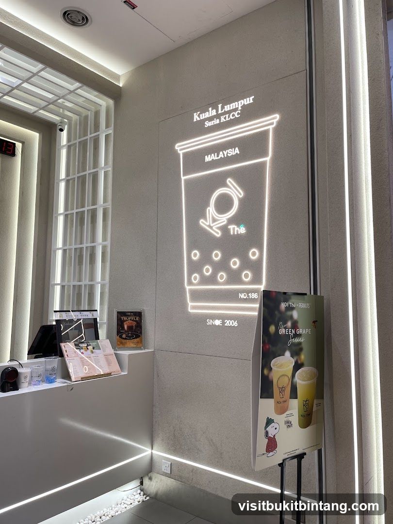KOI Thé Store Interior