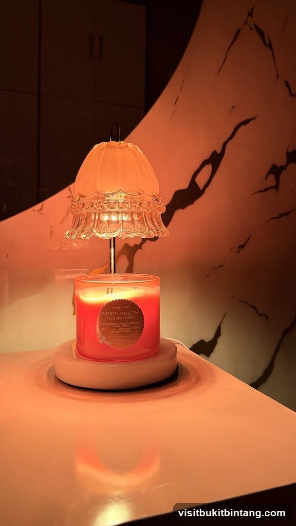 Candle Warmer with Cherry Blossom Pound Cake Candle